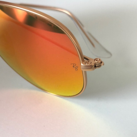 [Sold] Mirrored Ray Ban Aviator Sunglasses - Picture 3 of 6